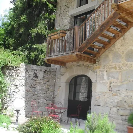 Les De Liane Cerdon (Ain)