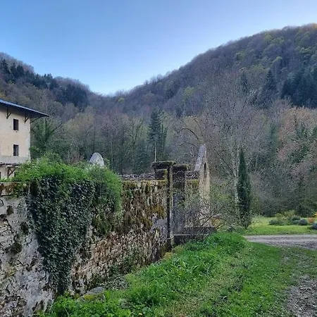 Les De Liane Couette-café Cerdon (Ain)