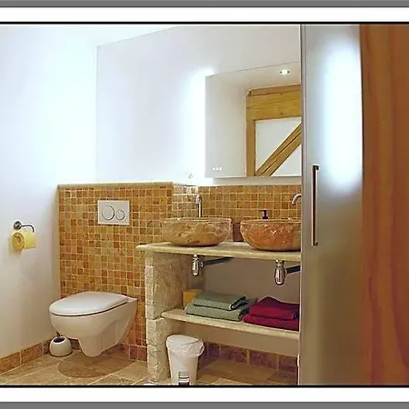 Les De Liane Bed & Breakfast 3*